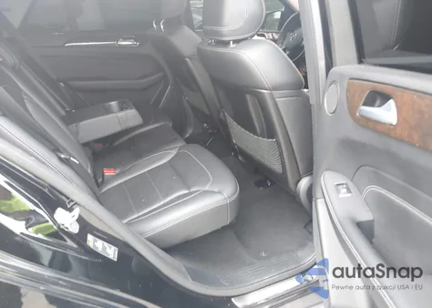 2013 Mercedes-Benz Ml 350 z USA, uszkodzony, nr VIN 4JGDA5JB3DA228078